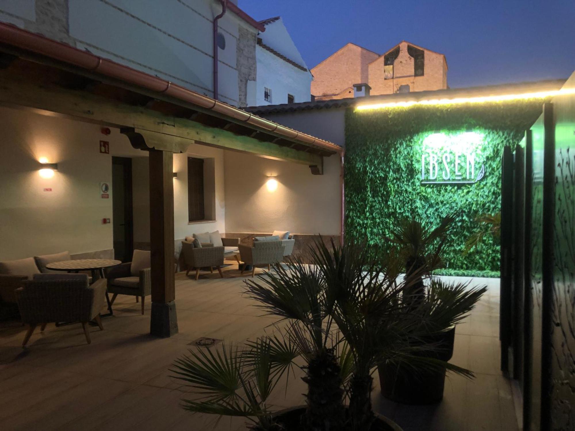 Ibsen Almagro Apartment Exterior foto